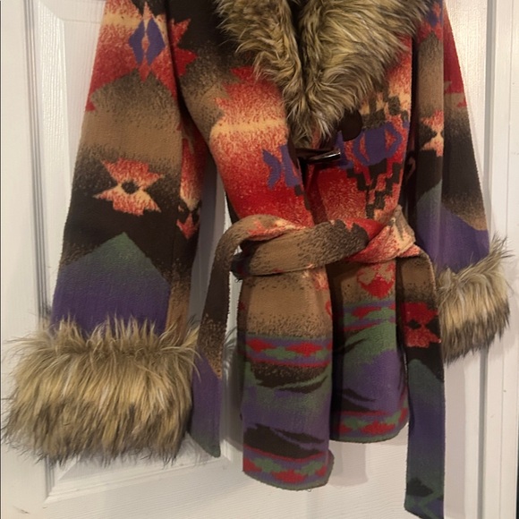 Tasha Polizzi Fur Trim Patterned Coat - Picture 5 of 8